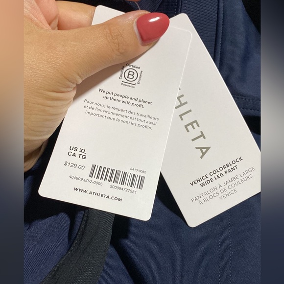 Athleta Venice Colorblock Wide Leg Pant // Navy & Black - Picture 7 of 12